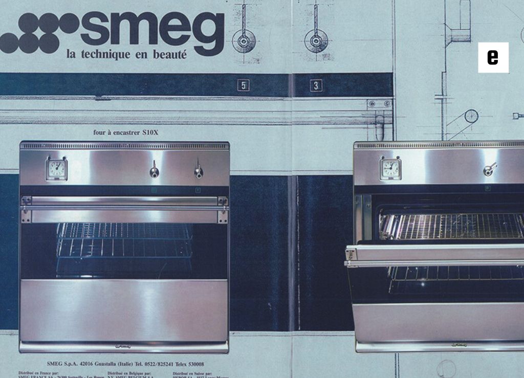 مجموعه‌ای از لوازم خانگی رترو و کلاسیک اسمگ شامل یخچال، اجاق گاز و اسپرسوساز

