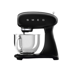آشپزی حرفه‌ای با Smeg مشکی